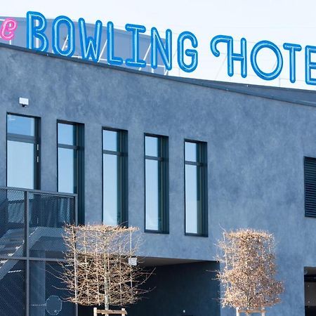 The Bowling Hotel Grens Kültér fotó