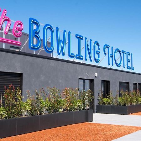 The Bowling Hotel Grens Kültér fotó