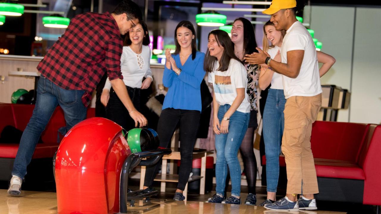 The Bowling Hotel Grens Kültér fotó